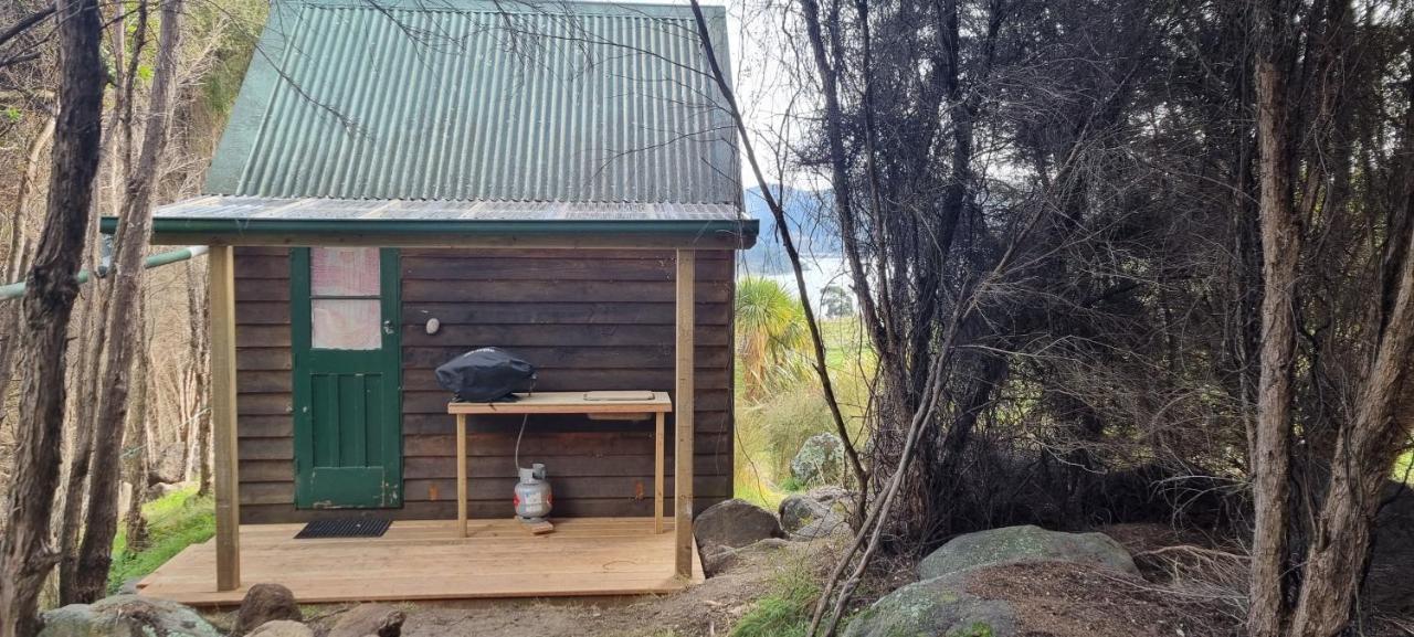 Manaaki Mai, Rustic Retreat Bush Cabin Christchurch Dış mekan fotoğraf